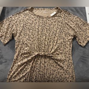 AE T-shirt dress with front twist